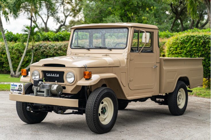 Photo for 1982 Toyota Land Cruiser